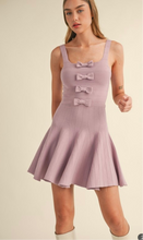 Load image into Gallery viewer, Mauve bow detail knit dress
