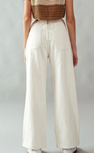 Load image into Gallery viewer, Cream contrasting waistband pants
