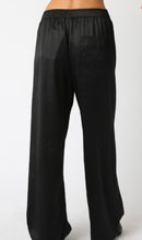 Load image into Gallery viewer, Black satin pants
