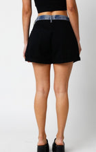 Load image into Gallery viewer, Black contrast waistband denim shorts
