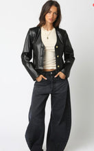 Load image into Gallery viewer, Cropped faux leather jacket
